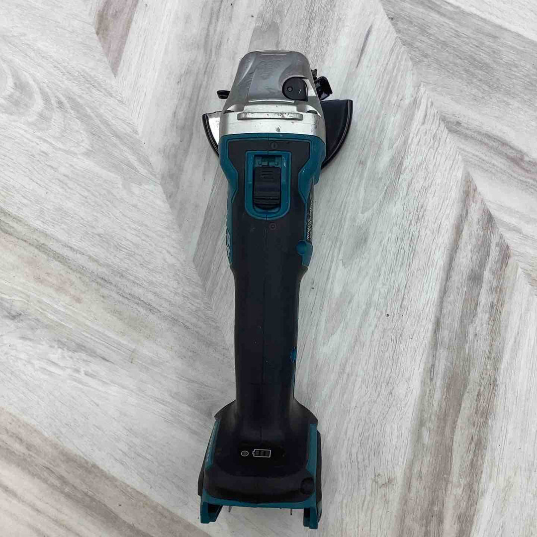 ☆マキタ(makita) 100mmコードレスディスクグラインダ GA404DZN (GA404DN)【越谷店】