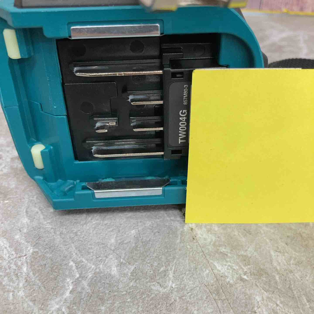 マキタ(Makita) 40Vmax充電式インパクトレンチ 2.5Ah バッテリ2本・充電器・ケース付 TW004GRDX【八潮店】