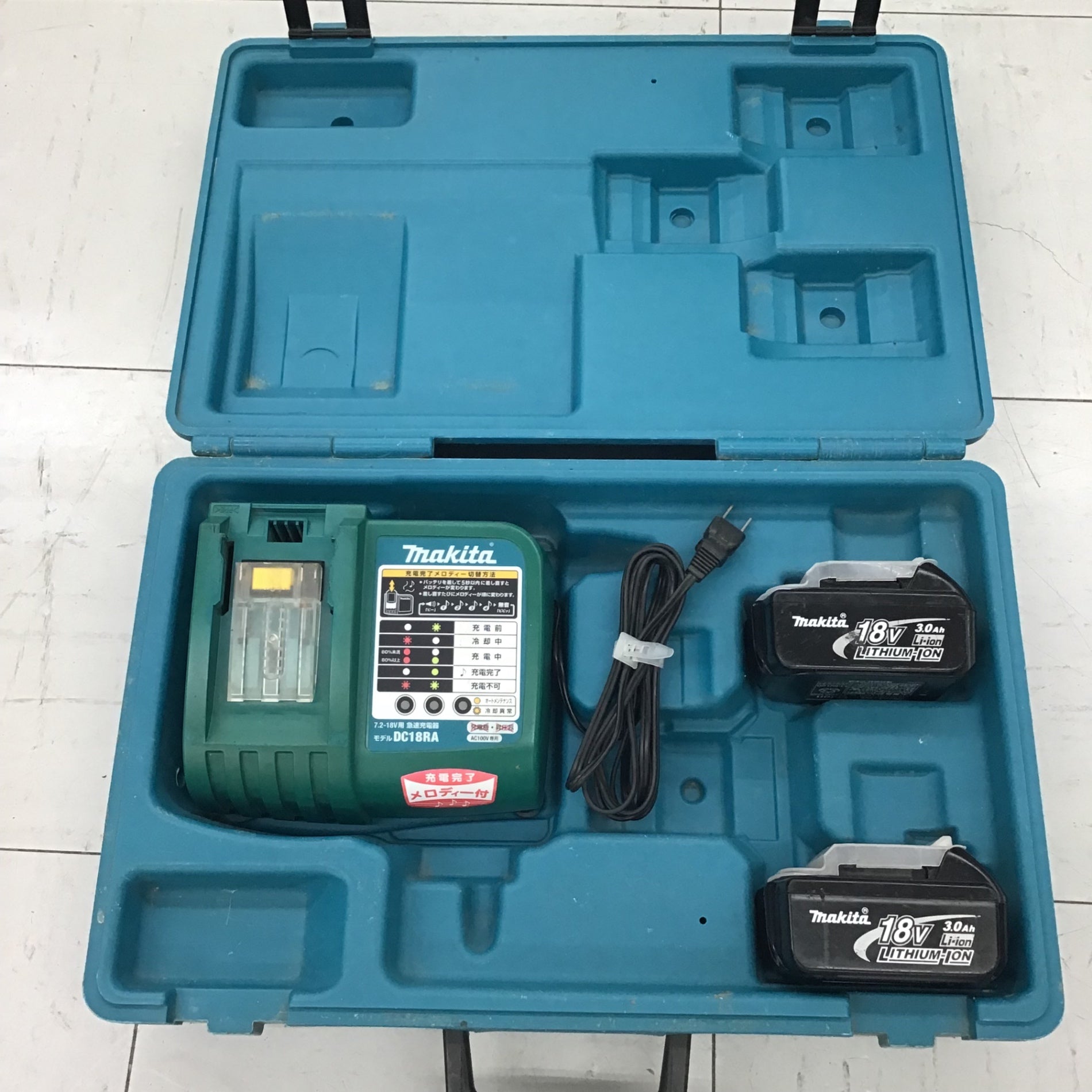 【中古品】 マキタ/makita コードレスコンクリートバイブレータ・VR450DRFX 【鴻巣店】