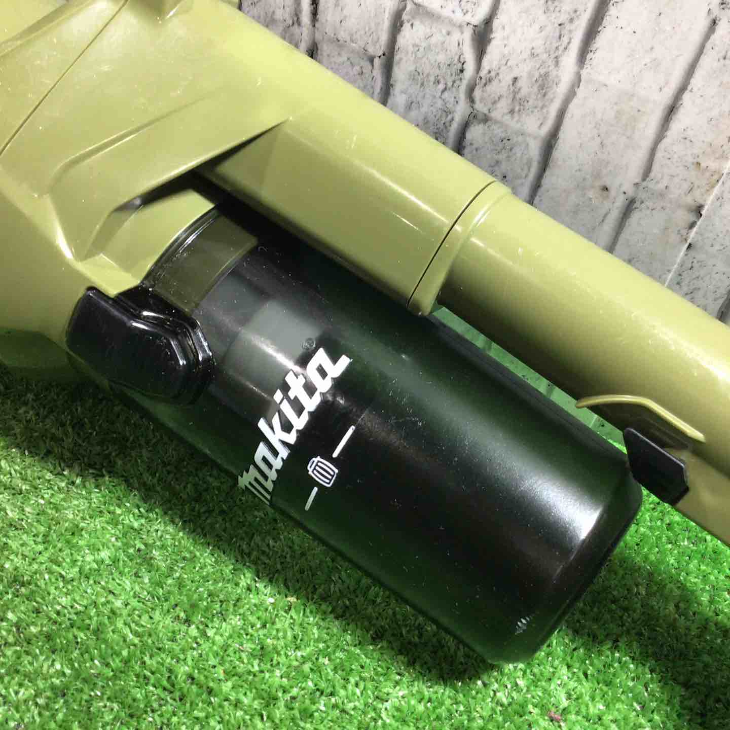 ★マキタ(makita) コードレスクリーナー CL286FDZO 動作確認済【川口店】 ☆マキタ(makita) コードレスクリーナー CL286FDZO【川口店】 – アクト