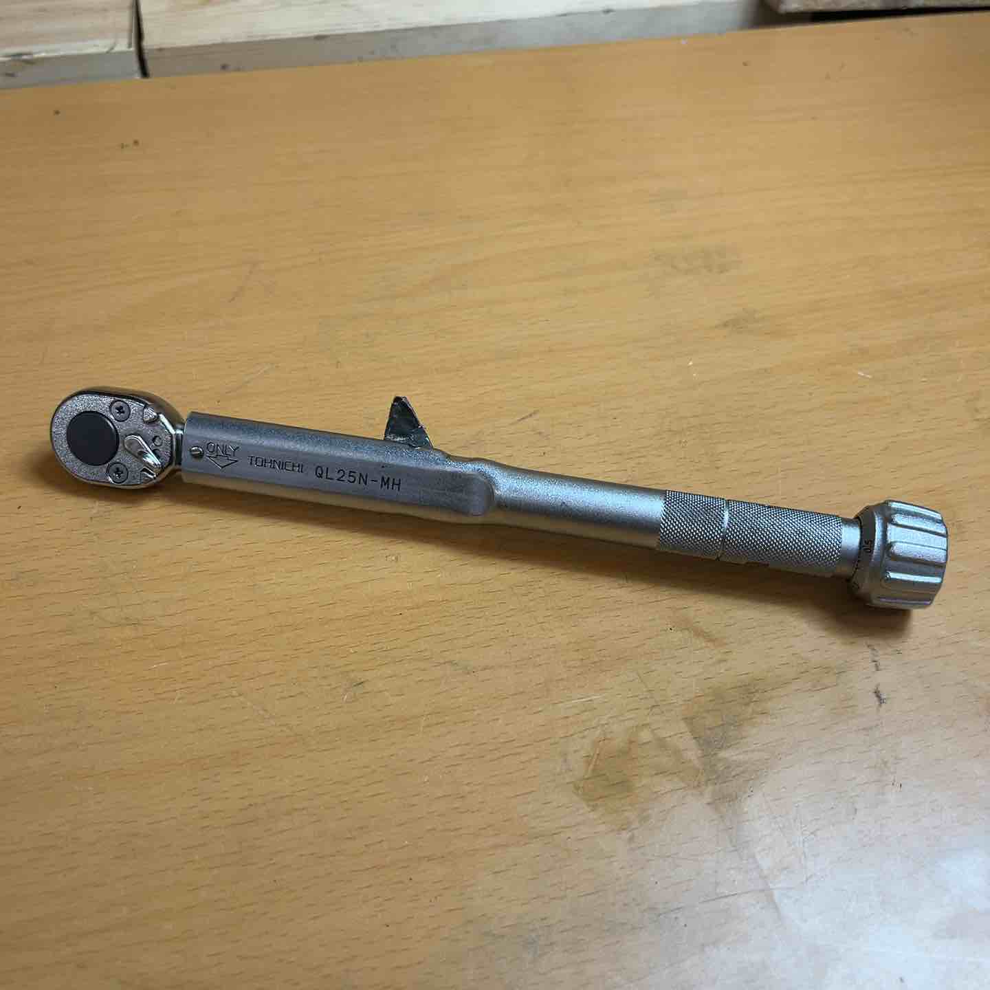 トーニチ 東日 プレセット形トルクレンチ 5~25N・m QL25NMH 【越谷店