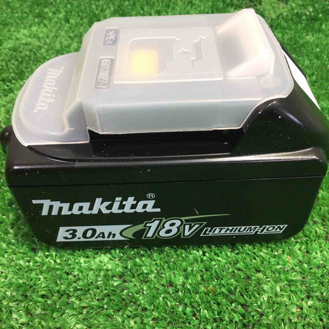 ★マキタ(makita) コードレスクリーナー CL284FDRFW【町田店】