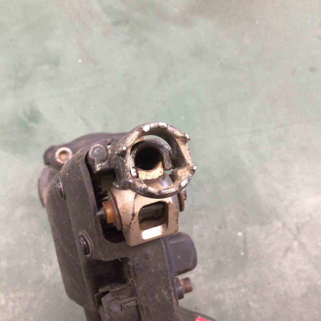 【現状品】 マキタ/makita 高圧エア釘打ち機 AN632H 【鴻巣店】
