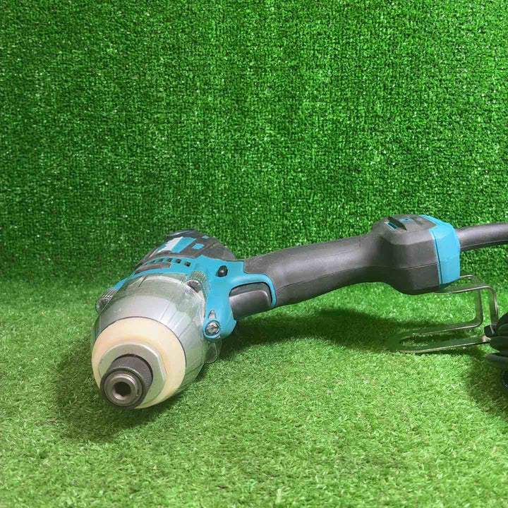 ☆マキタ(makita) インパクトドライバ TD0220【藤沢店】