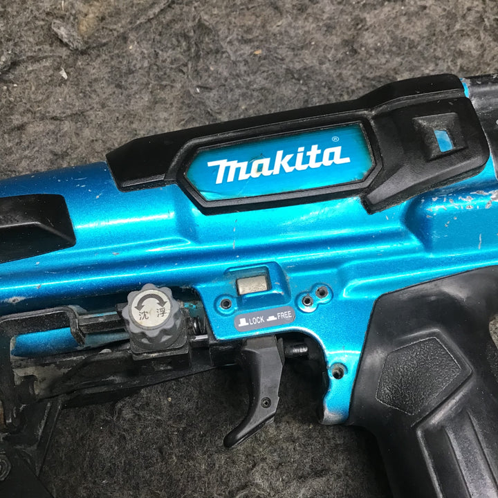 【中古品】 マキタ/makita 高圧エアネジ打ち機・AR411HRM 【鴻巣店】