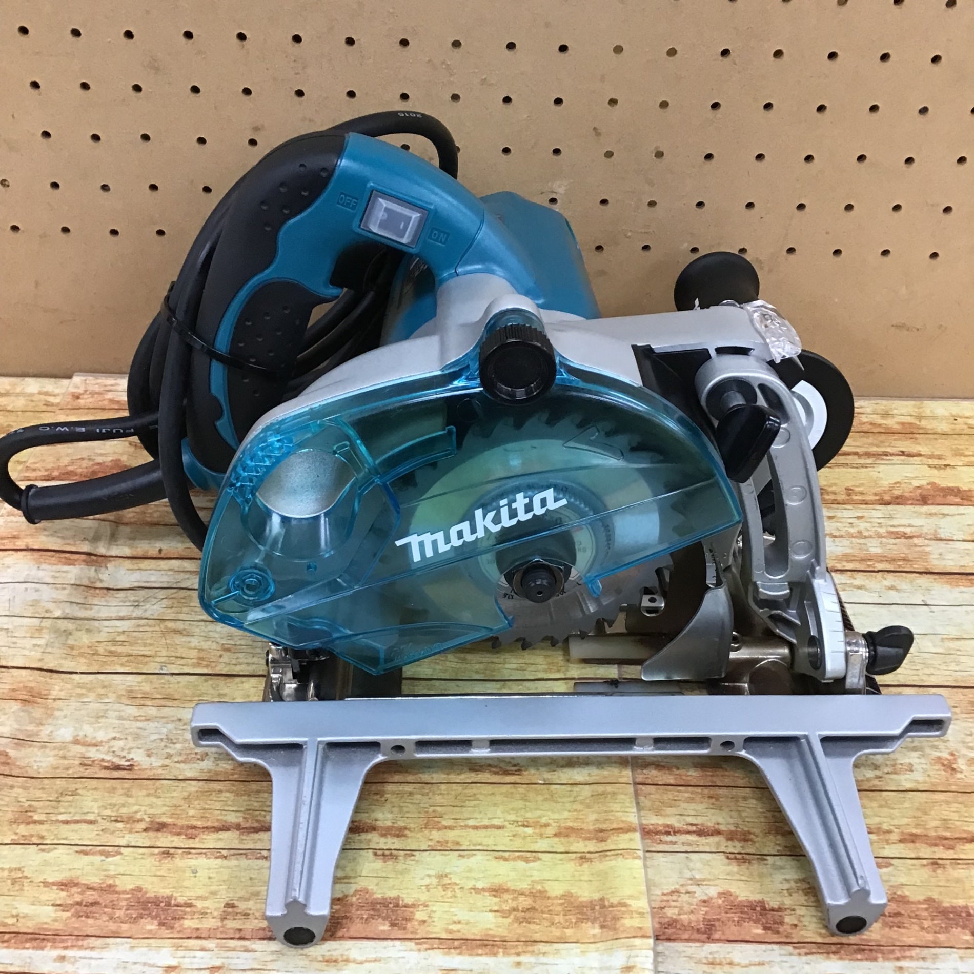 マキタ(makita) 小型ミゾキリ 溝切 3005BA【川崎店】