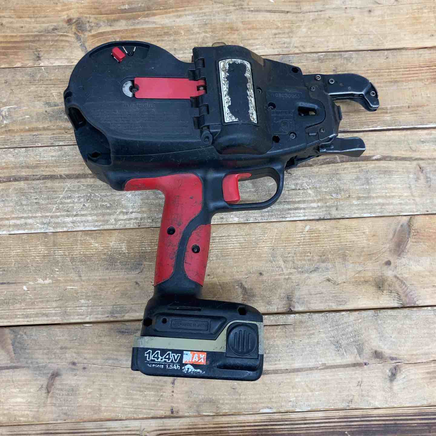MAX RB-399-B2C 鉄筋結束機【市川行徳店】【店頭取引限定】【中古】管理番号：ITLCQ4FO5UNW 中古品】 マックス(MAX) 鉄筋結束機 リバータイア RB-399-B2C 【藤沢店