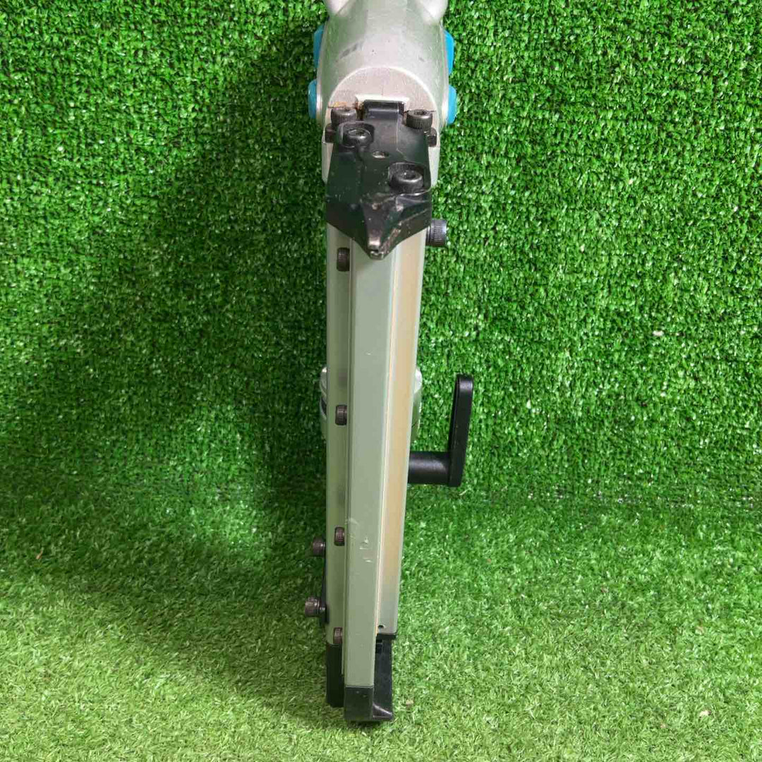 【中古品】マキタ(makita) 常圧ピンネイラ AF351【藤沢店】