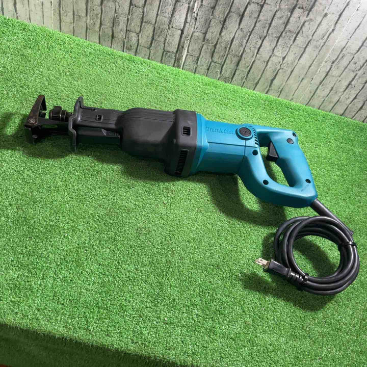 ◇マキタ(makita) セーバソー(レシプロソー) JR3040T 動作確認済【川口店】