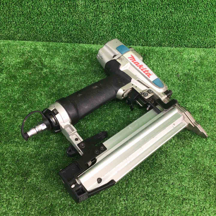 【現状品】 マキタ/makita 常圧フィニッシュネイラ AF502N 【鴻巣店】