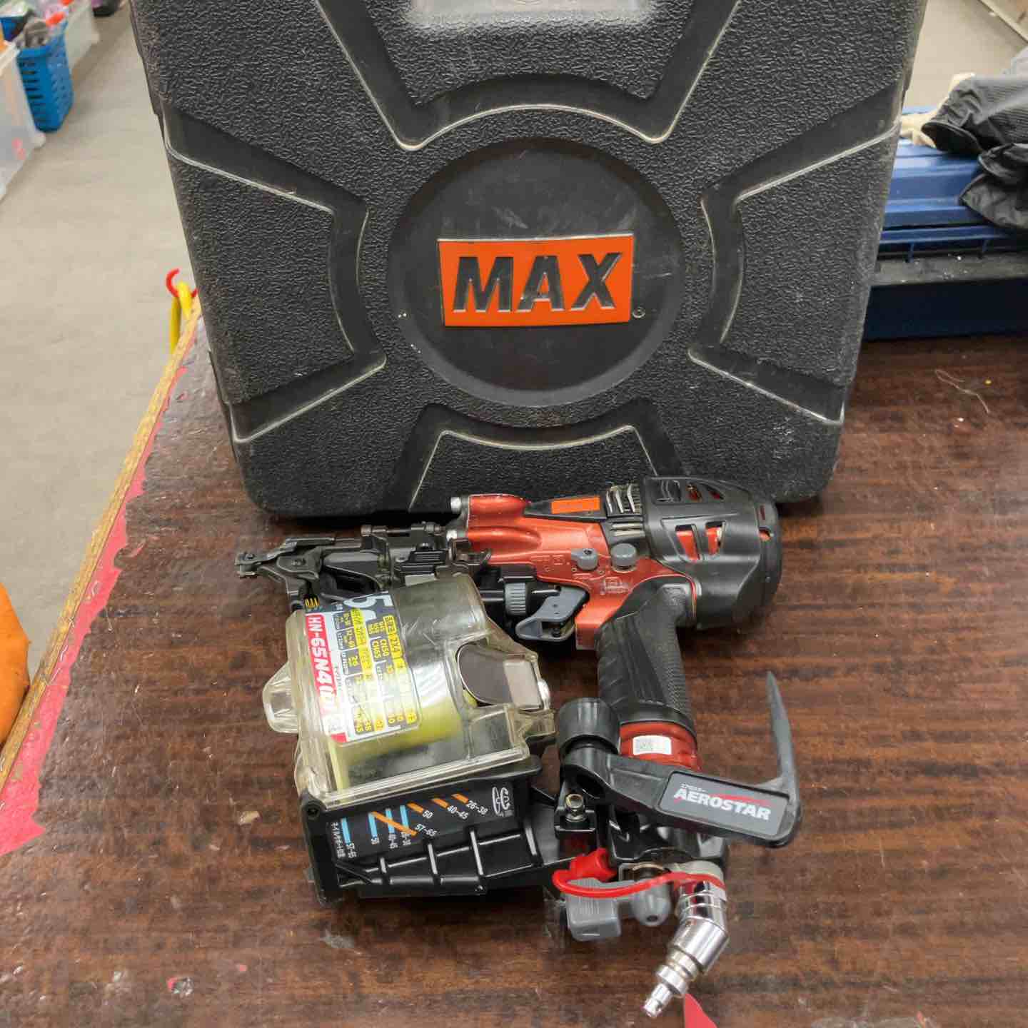 マックス MAX 高圧釘打ち機 中古品 【ハンズクラフト宜野湾店】 沖縄・宜野湾で電動工具高価買取なら】ハンズクラフト沖縄宜野湾店