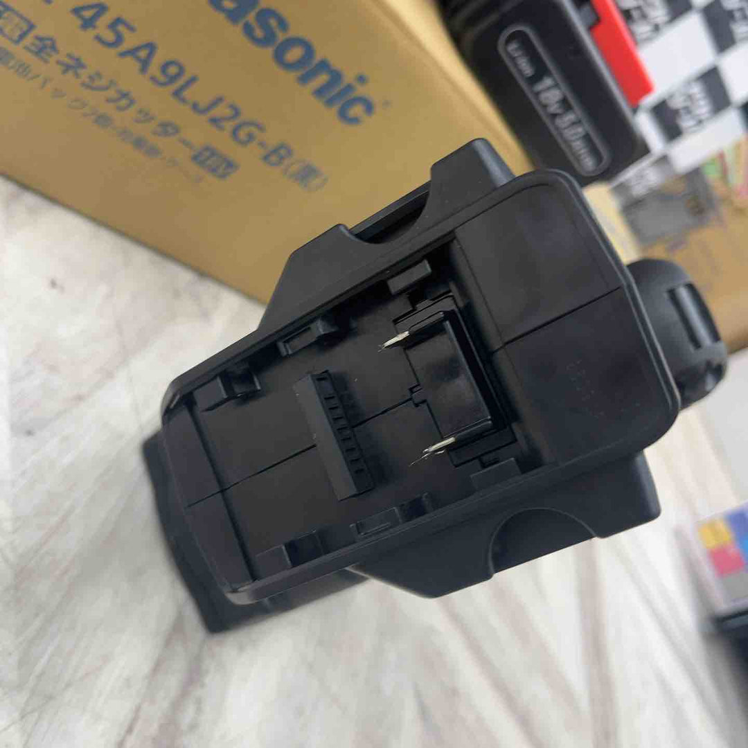★パナソニック(Panasonic) コードレス全ネジカッター EZ45A9LJ2G-B【越谷店】