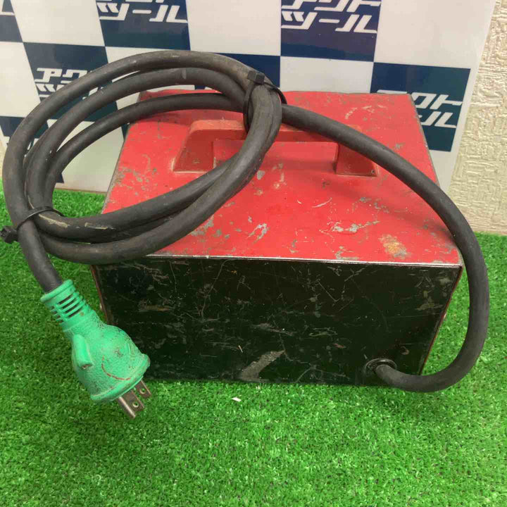 ◇マキタ(makita) 昇圧器 DXタイプ A-05979 トランス【草加店】