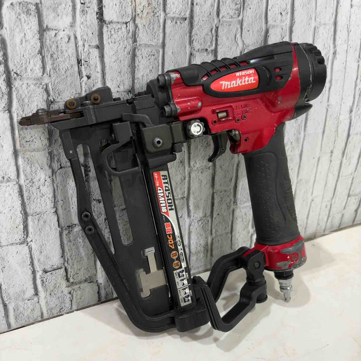 ◇マキタ(makita) 高圧フロアタッカ AT450H (4MA) 動作確認済み【川口店】