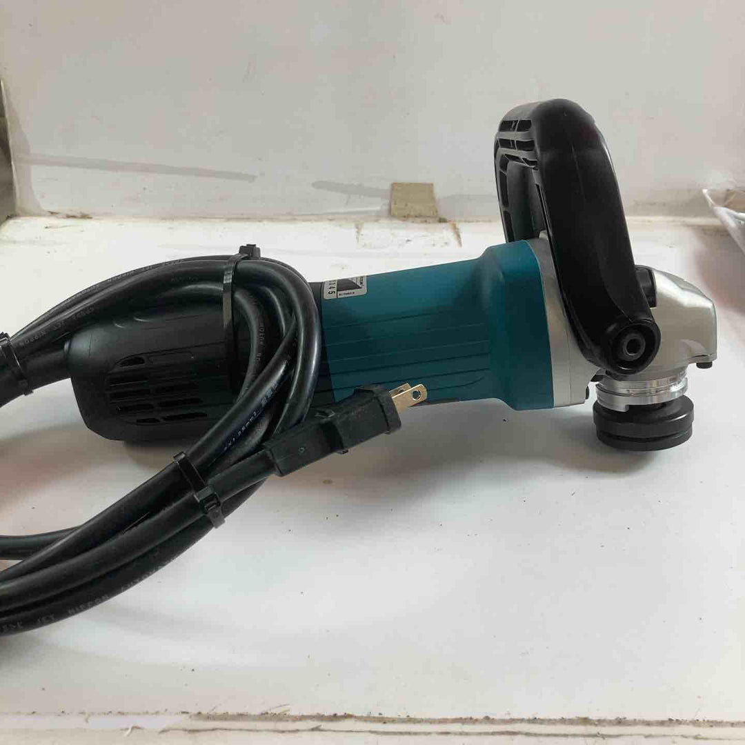 ★マキタ(makita) 125mm電子コンクリートカンナ PC5010C【川崎店】