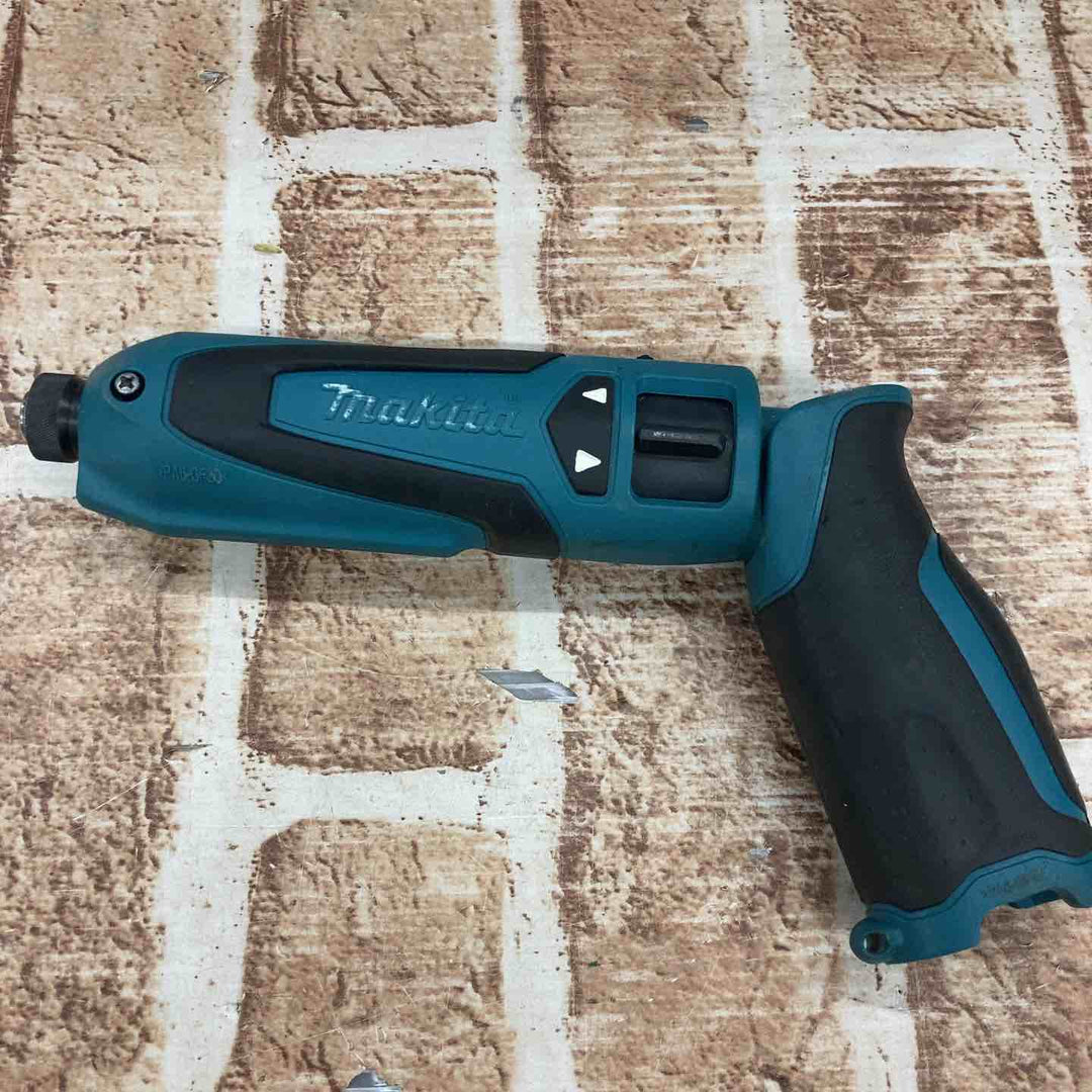 【中古品】マキタ(makita) コードレスペンインパクトドライバ TD021DSHSP【所沢店】