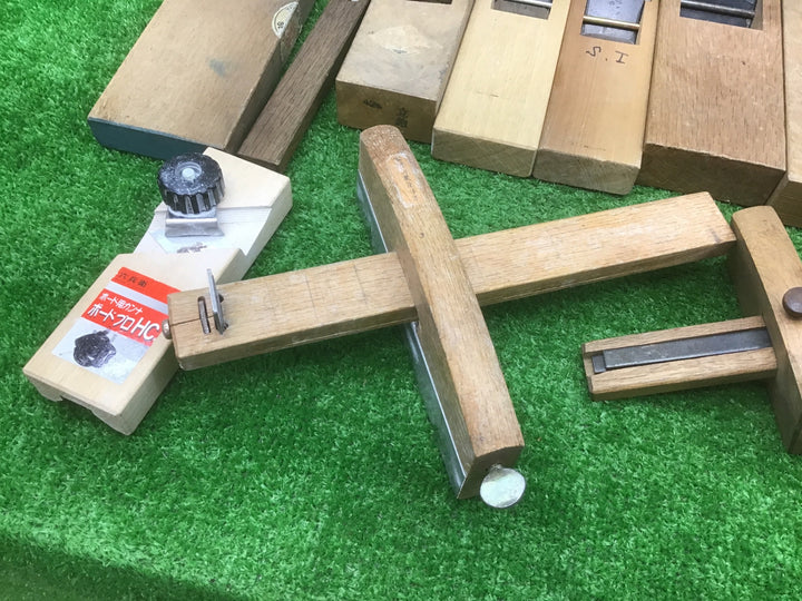 現状品　鉋13台まとめ売り　鉋・大工道具【富山店】●Y5