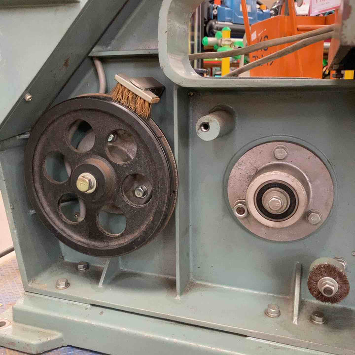 【店頭受取り限定】 LUXO(ラクソー） 200V卓上バンドソー モデル：U-500 【川崎店】