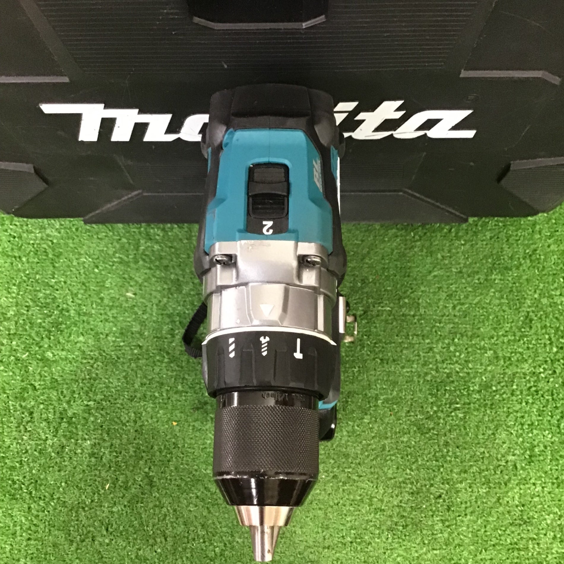 ☆マキタ(makita) コードレス振動ドリルドライバー HP001GRDX【川崎店