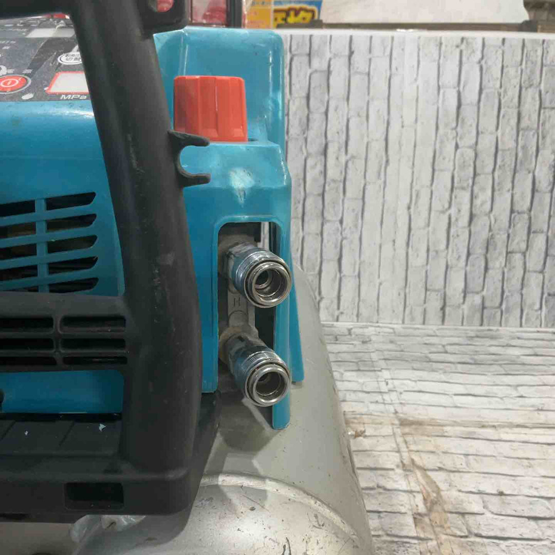 ★マキタ(makita) エアコンプレッサー AC462XGH【川口店】