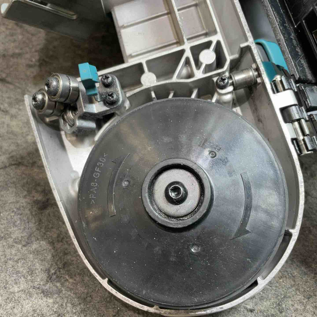 マキタ(makita) コードレスポータブルバンドソー PB184DZ【桶川店】