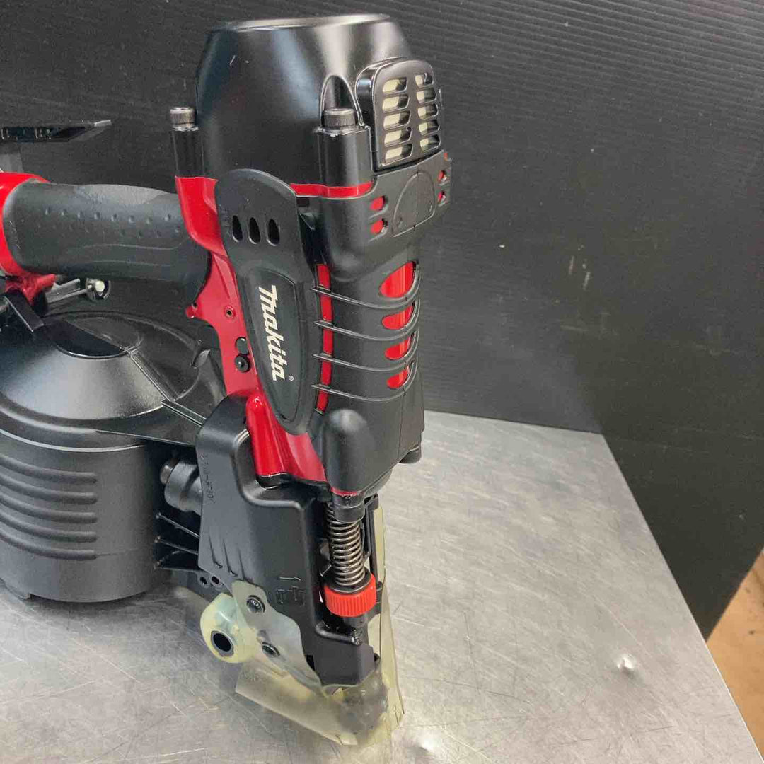 【中古美品】 マキタ(makita) 90mm 高圧エア釘打ち機 AN931H 【東大和店】