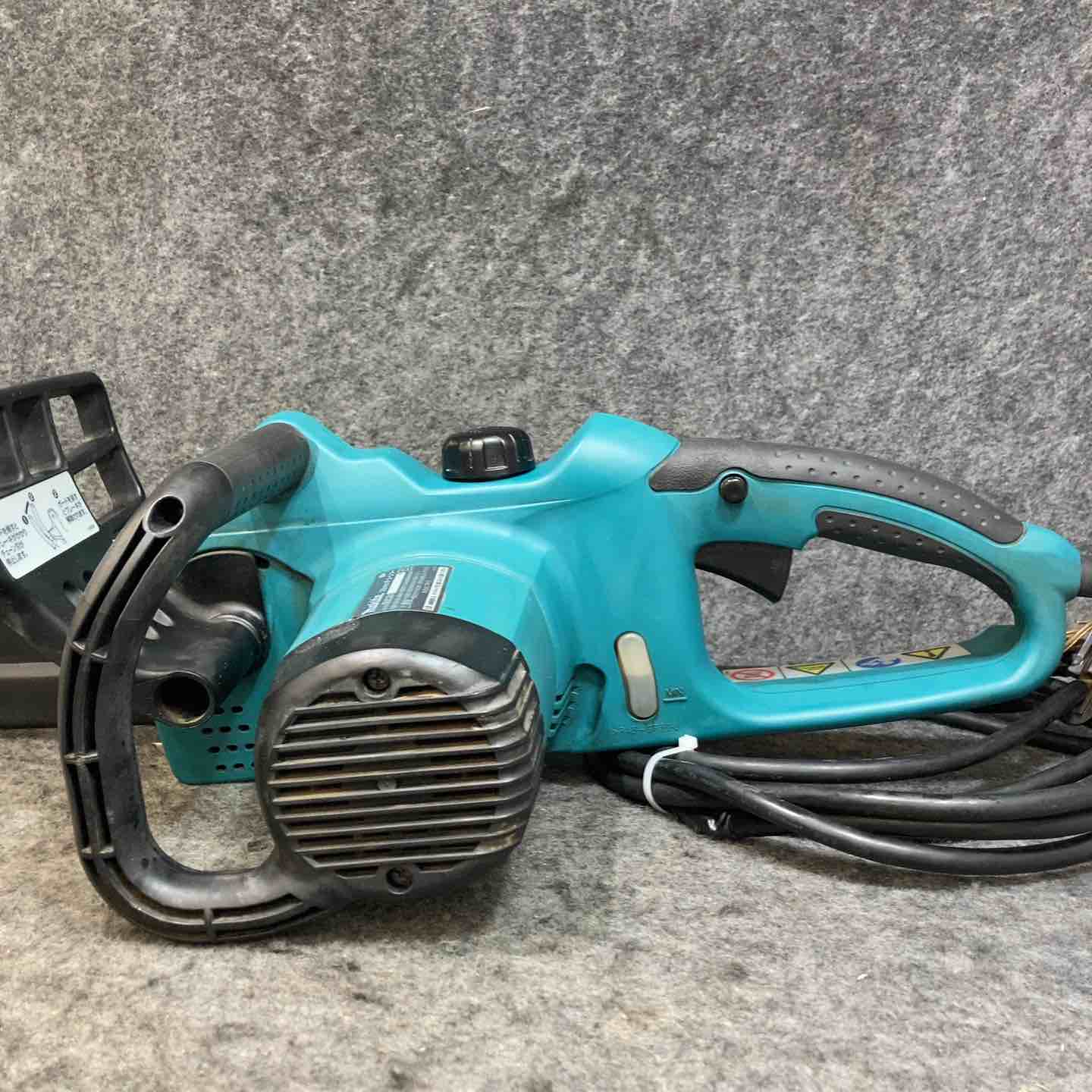マキタ(makita) 電気チェーンソー MUC301【桶川店】 – アクトツール