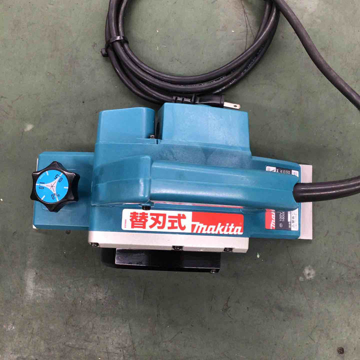 ☆マキタ(makita) 電気カンナ 1900BASP1【戸田店】