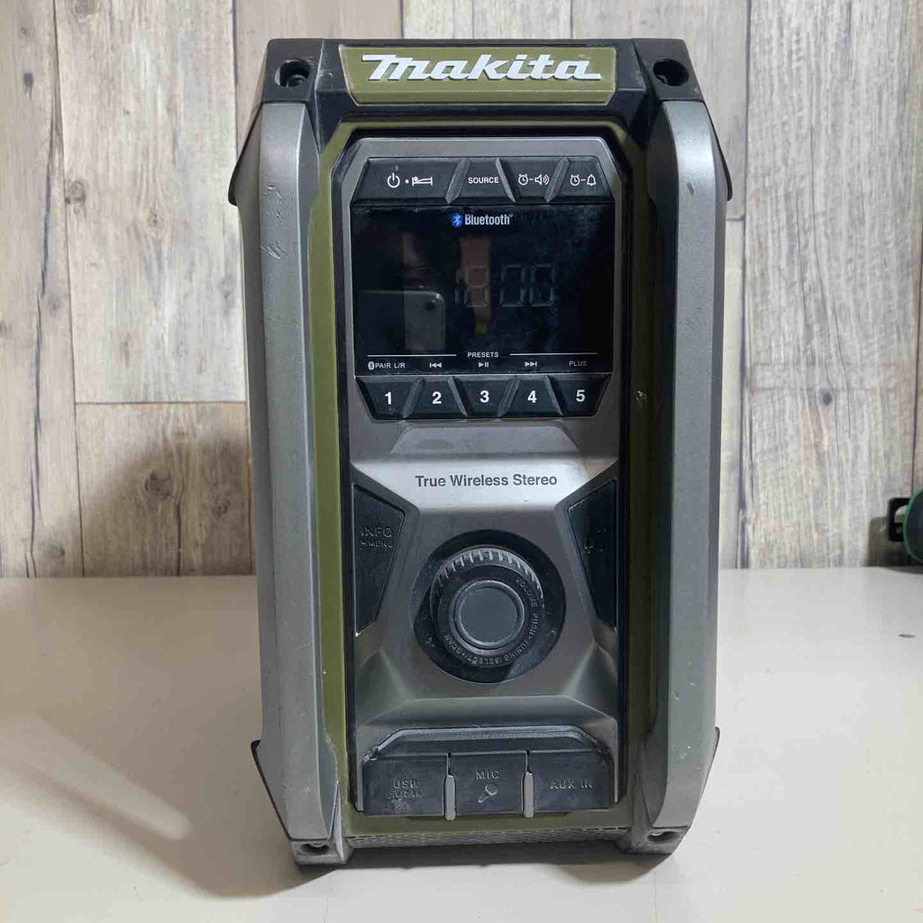 マキタ現場ラジオMR005GZO ☆マキタ(makita) 10.8-40Vコードレスラジオ MR005GZO 本体のみ【戸田