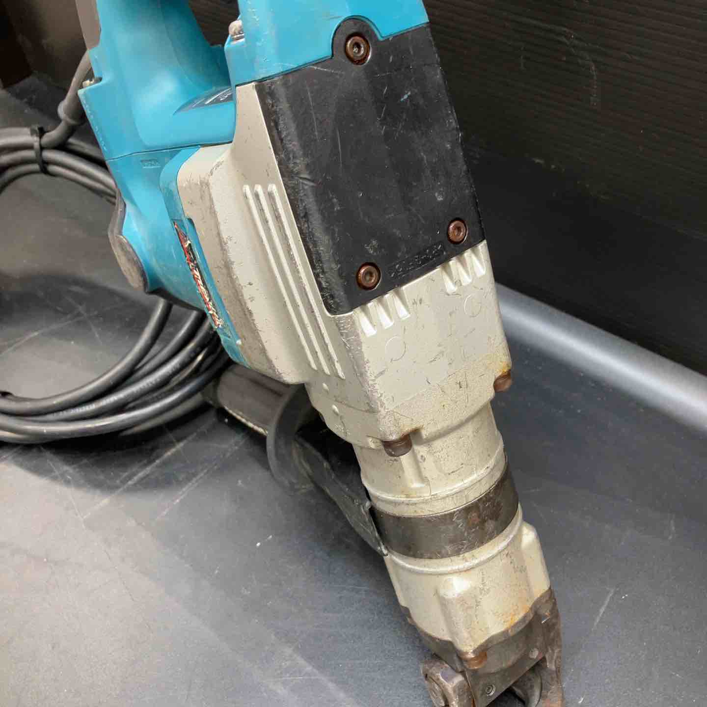 ☆マキタ(makita) 電動ハンマ HM0830【川越店】 – アクトツール