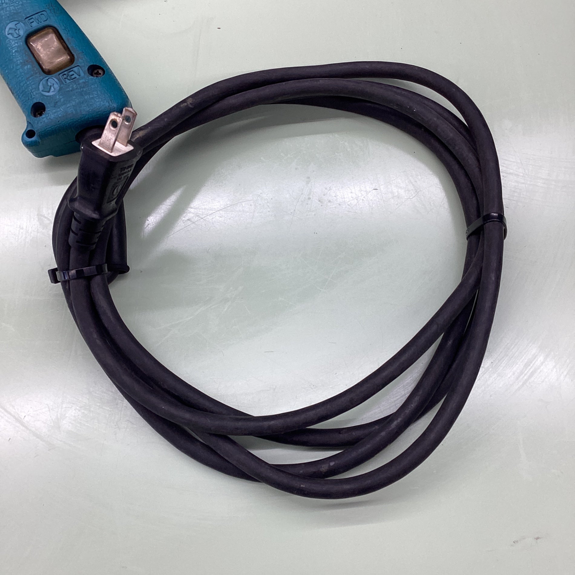 〇マキタ(makita) インパクトレンチ 6904VH【越谷店】 – アクト
