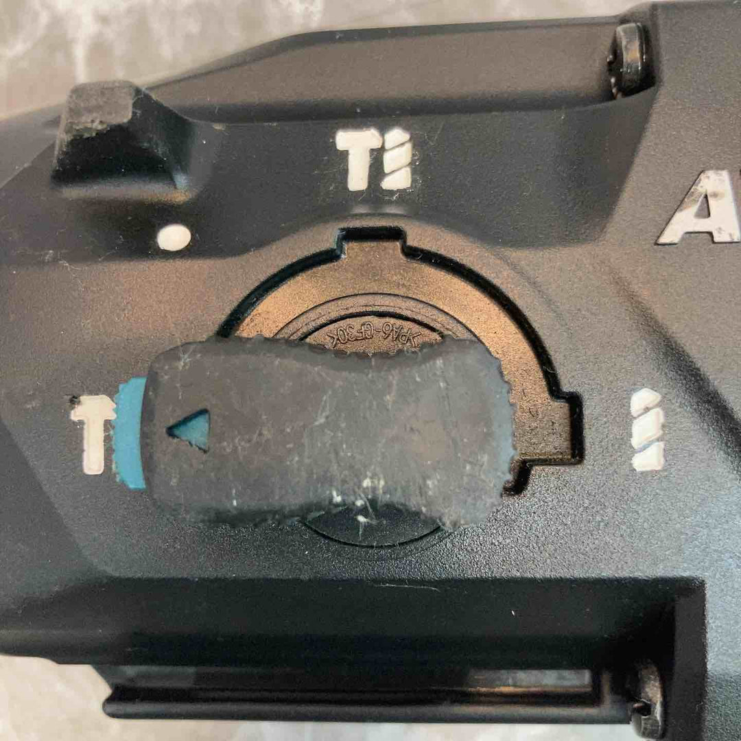 ★マキタ(makita) コードレスハンマドリル HR182DZKB【八潮店】