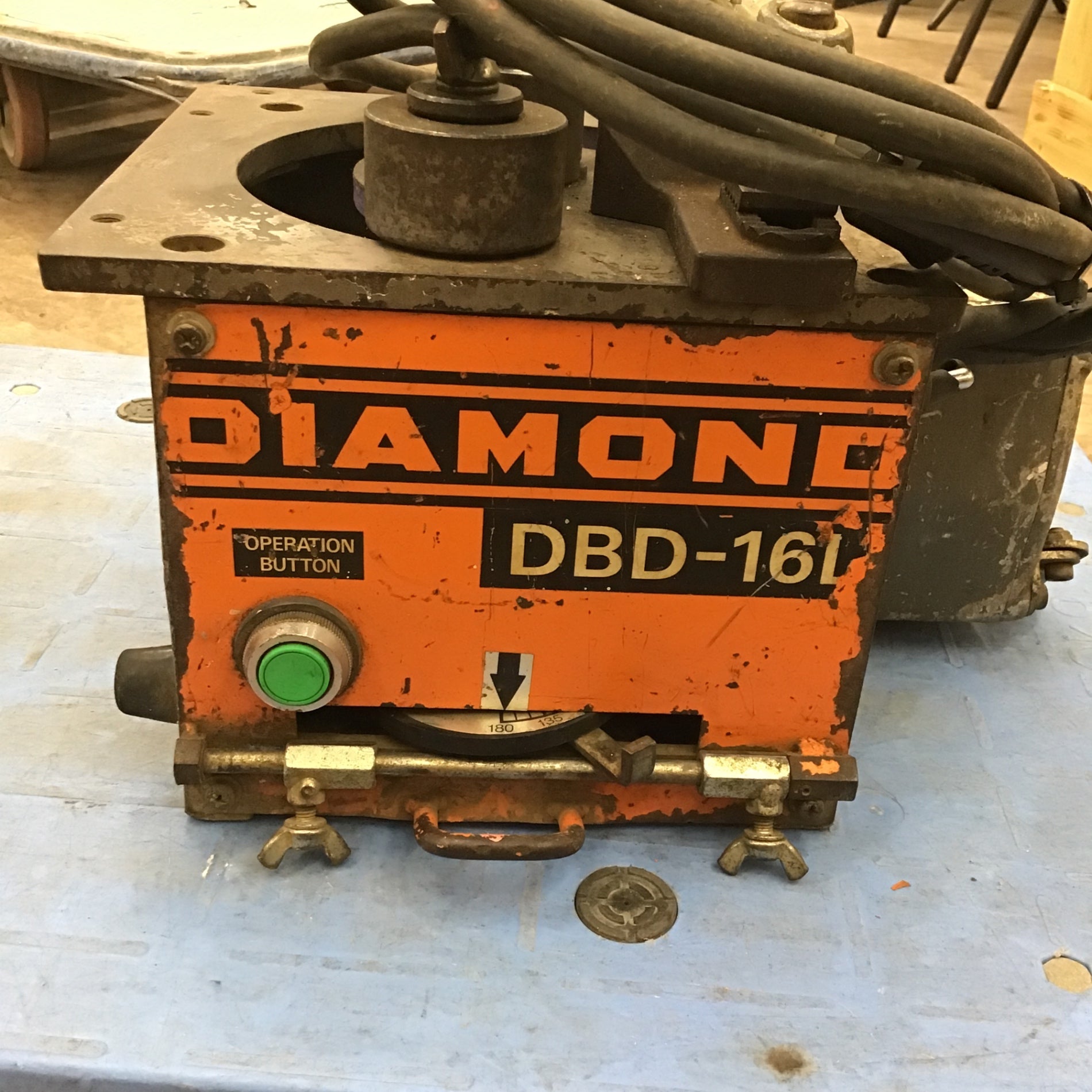 DIAMOND　ベンダー　DBD-16L　中古品 DIAMOND 鉄筋ベンダー DBD-16Lの中古 中古C傷汚れあり 《大阪・松原