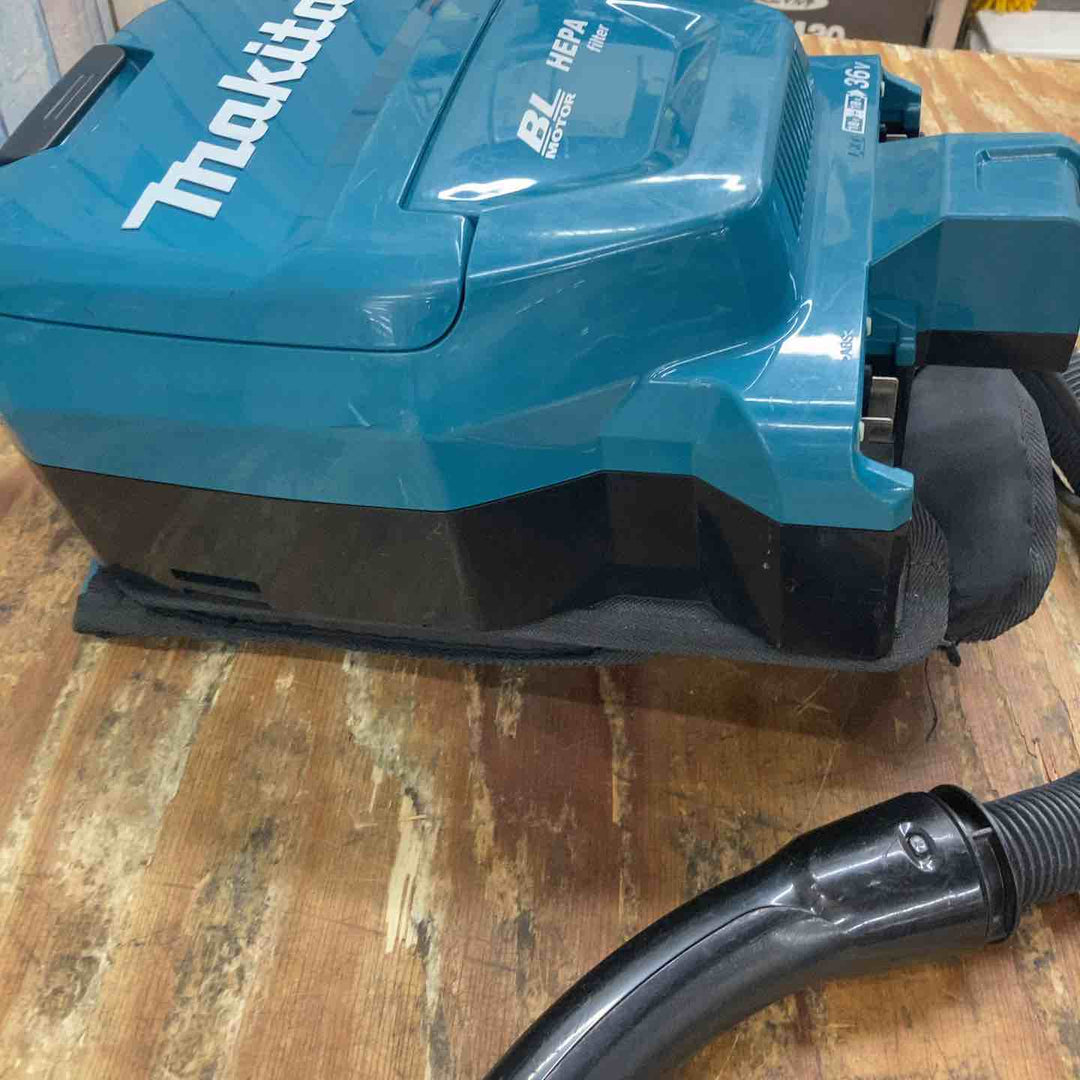 ☆マキタ(makita) コードレス背負い集じん機 VC260DZ【柏店】