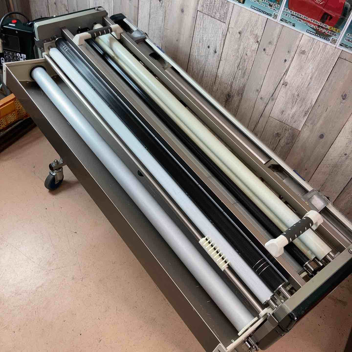 【中古品／店頭受取り限定】 KLASS(旧:極東産機) 自動壁紙糊付機 Prime-RevoⅡ【東大和店】