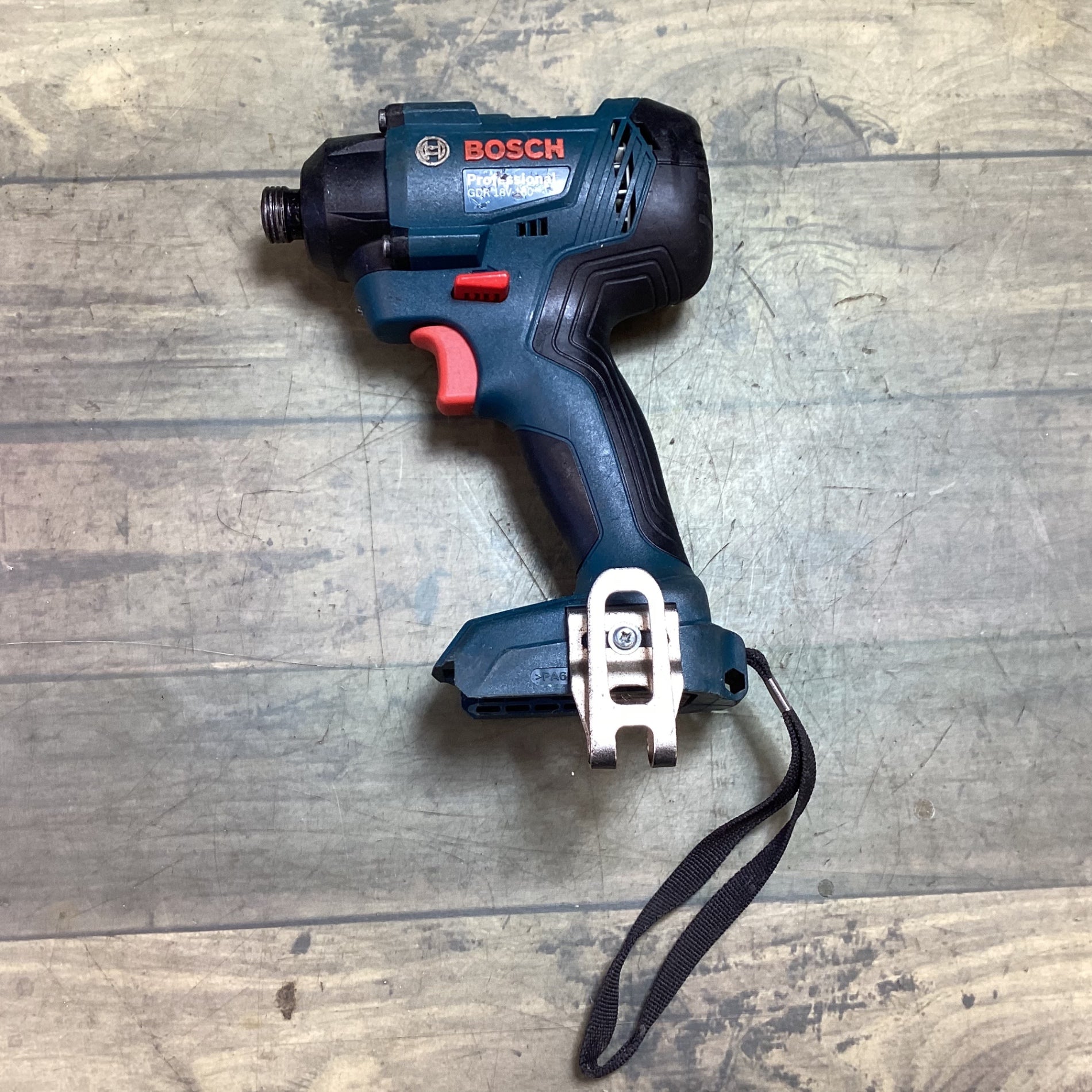 ボッシュ(BOSCH) 18Vバッテリー インパクトドライバー GDR18V-160