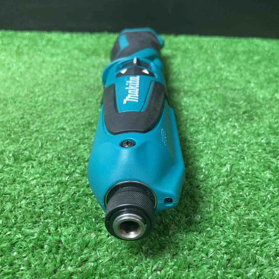 【中古品】☆マキタ(makita) 充電式ペンインパクトドライバ TD021DS バッテリー2個付き！【岩槻店】