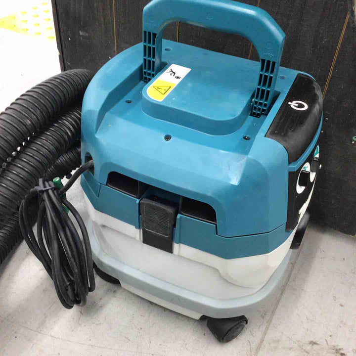 ★マキタ(makita) 集じん機 乾湿両用 VC0820【戸田店】