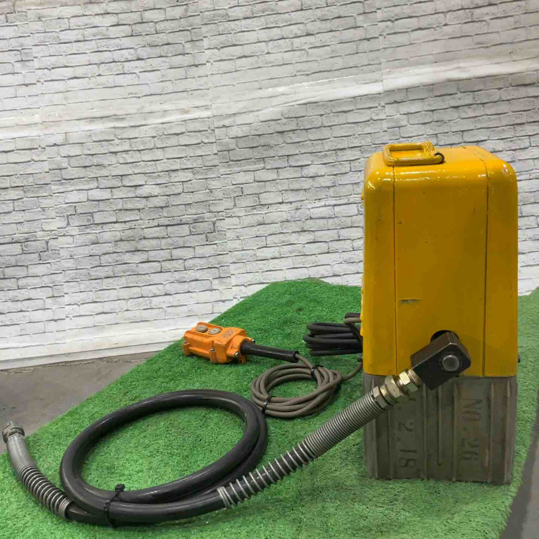 【店頭受取り限定】◇泉精器(IZUMI) 電動リモコン式油圧ポンプ R14E-F【川口店】