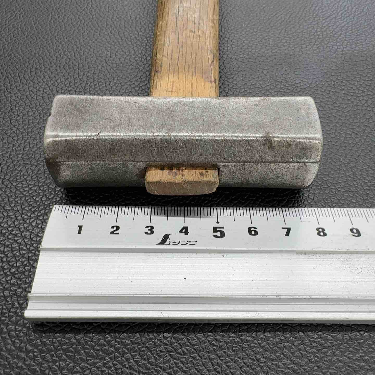 玄翁 長谷川幸三郎 148g 幸三郎(長谷川) 玄能(玄翁) 八角玄能 約442g【八潮店】 – アクトツール