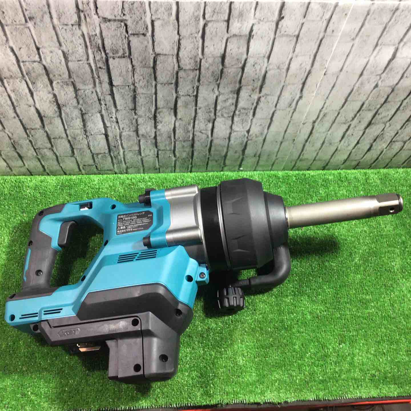 ほぼ新品】大型インパクト マキタ 40V TW010GZK