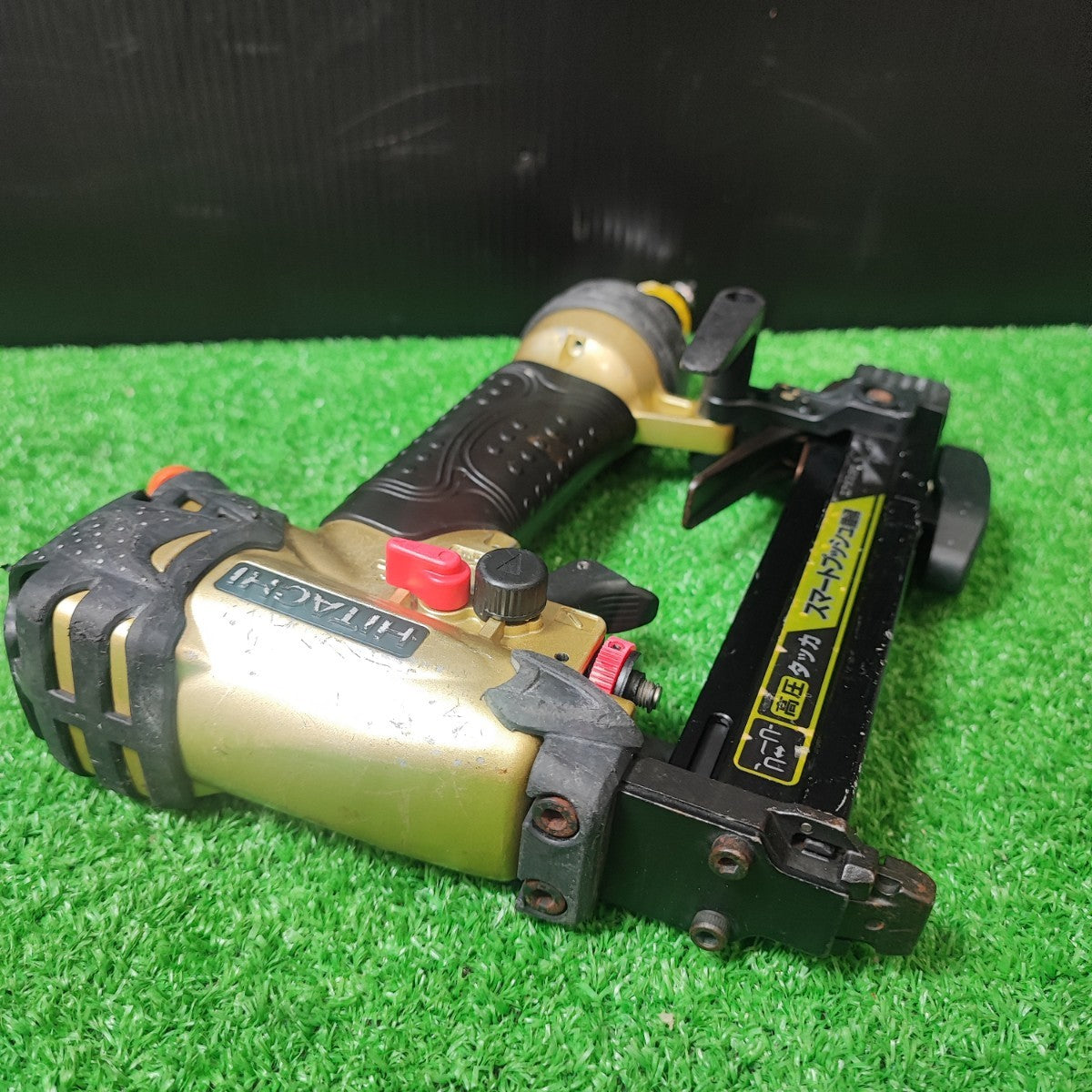 ☆ハイコーキ(HIKOKI ※旧:日立工機) 高圧エアタッカ N2504HMB【岩槻店