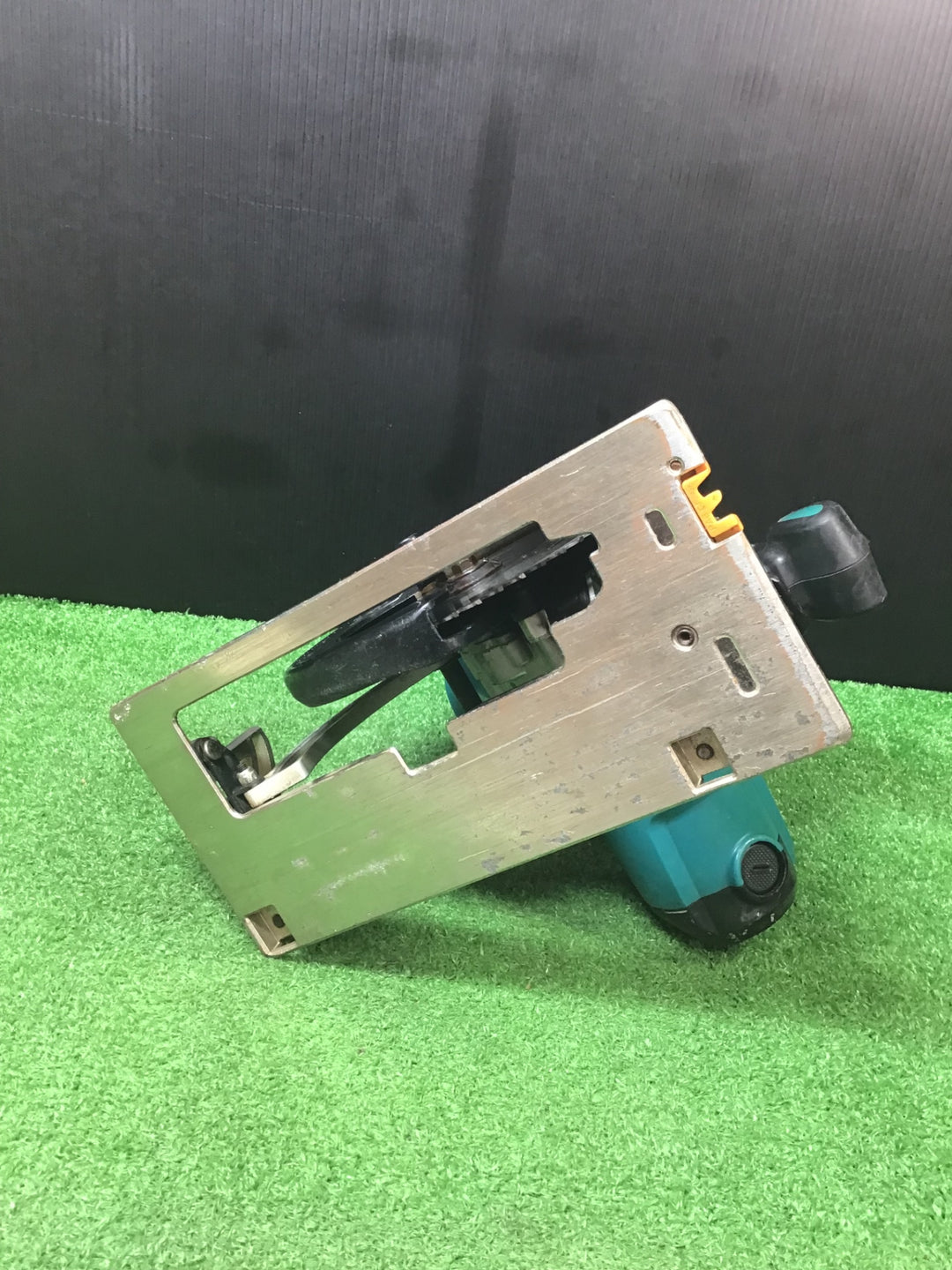★マキタ(makita) コードレス丸のこ HS630DZ【岩槻店】