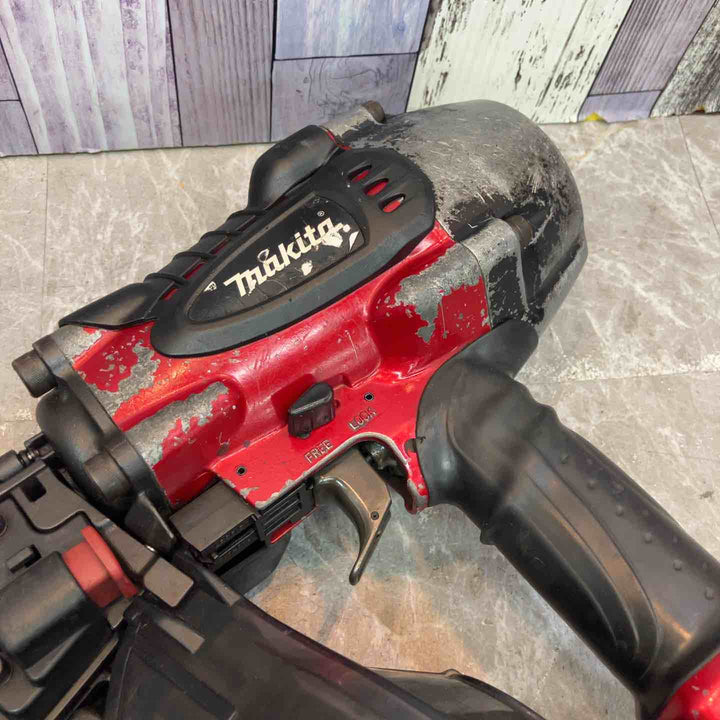★マキタ(makita) 高圧エア釘打ち機 AN900HX【八潮店】