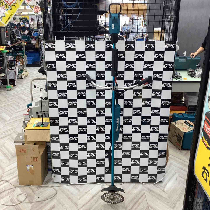 【店頭受取り限定】◇マキタ(ｍakita) コードレス草刈機 Uハンドル MUR015GZ【越谷店】