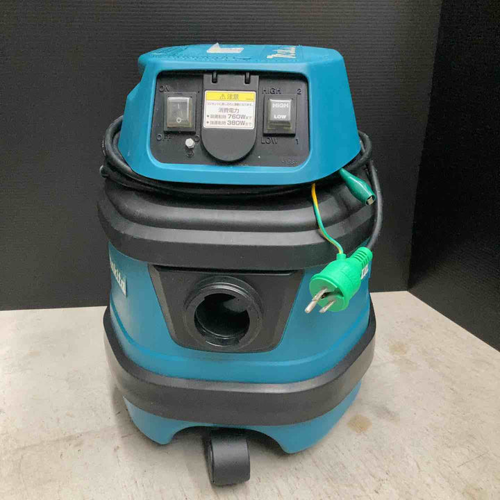 ◇マキタ(makita) 乾式 集じん機 472(P)本体のみ キャスター外層脱落あり、キャスター自体は動きます【戸田店】