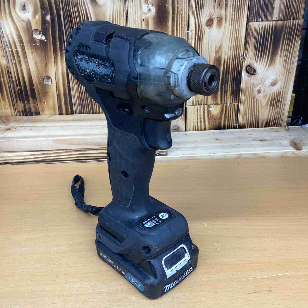 ★マキタ(makita) コードレスインパクトドライバー TD111DSHXB バッテリー3個付き 汚れ多め【越谷店】