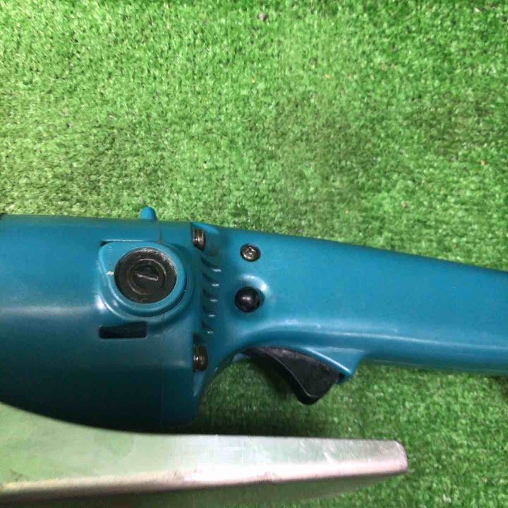 ◇マキタ(makita) 110mmコンクリートカンナ PC1100【川崎店】