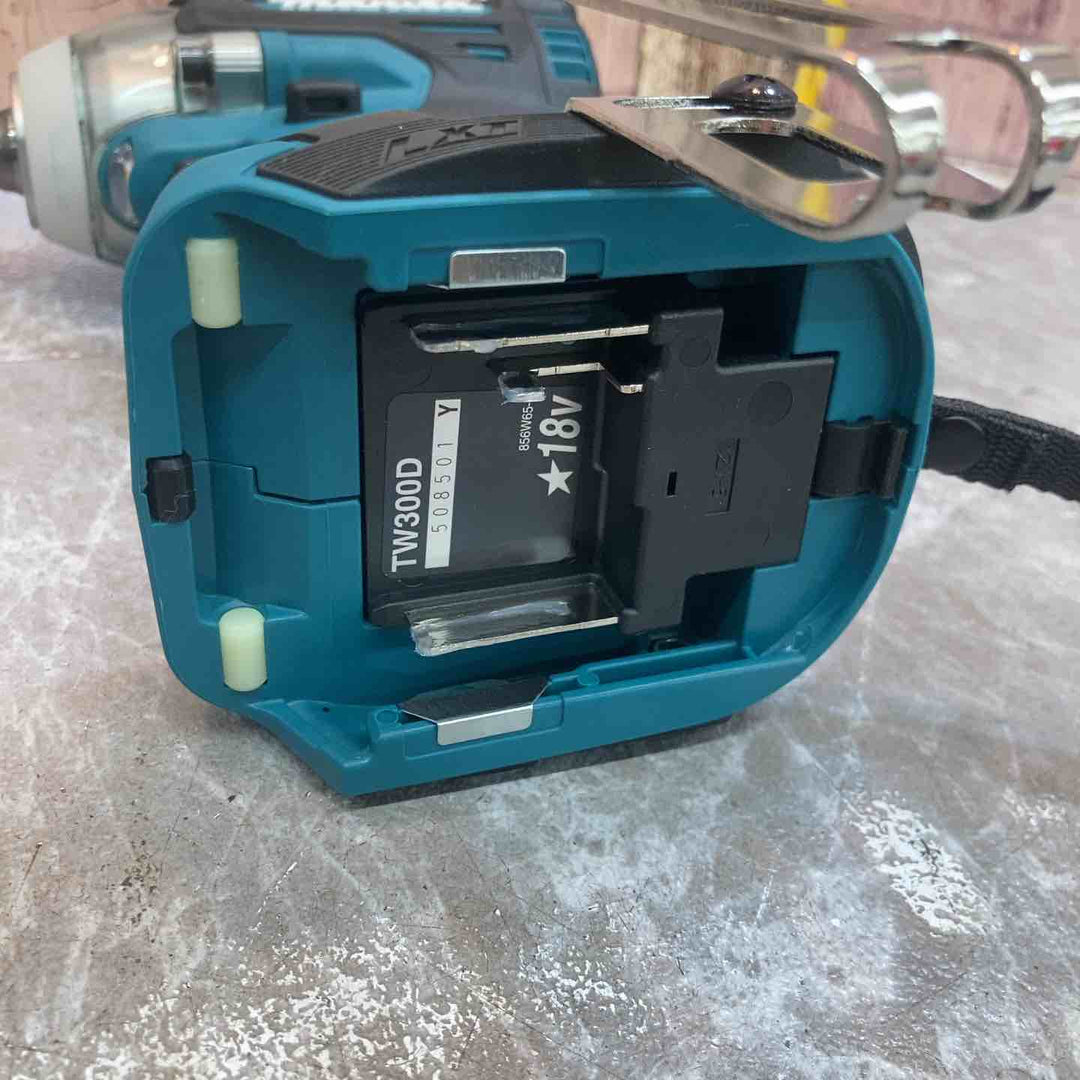 ★マキタ(makita) コードレスインパクトレンチ TW300DRGX【八潮店】