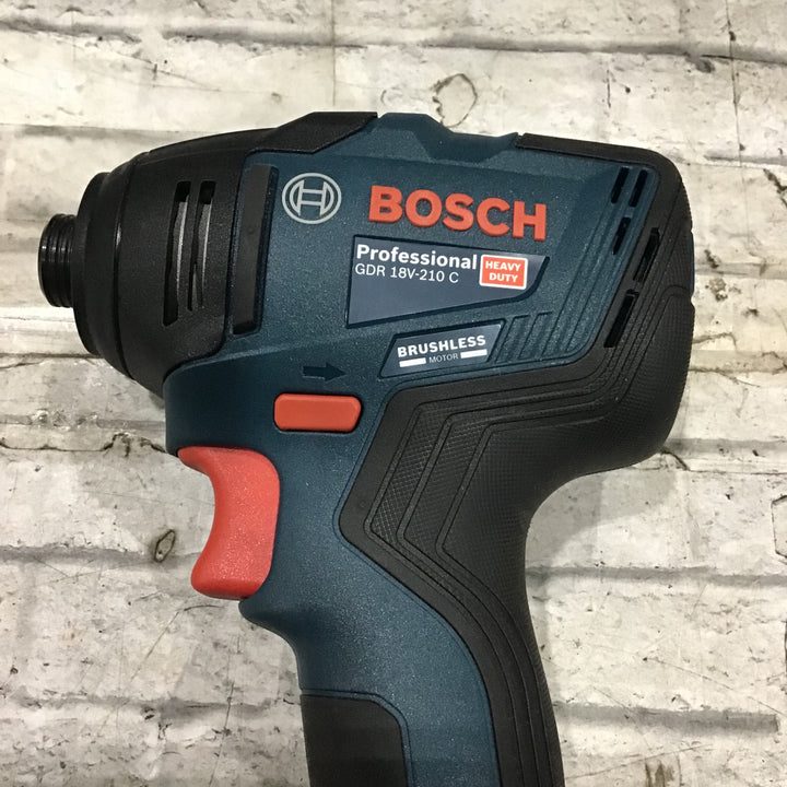 〇Bosch Professional(ボッシュ)18V コードレスインパクトドライバー (5.0Ahバッテリーx2個･充電器･ベルトフック・キャリングケース付) GDR18V-210C【川口店】